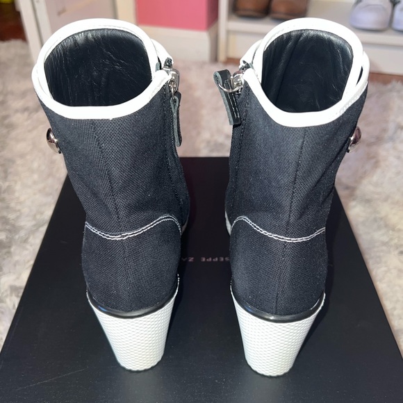 Giuseppe Zanotti Boots For Sale!!! - Picture 4 of 6